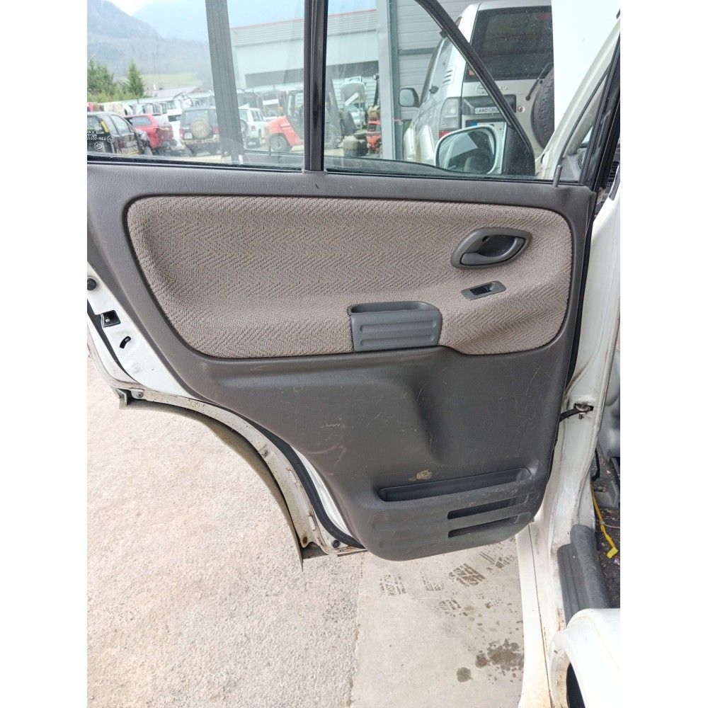 Panneau de porte arrière gauche Grand Vitara (01/05/1998 - 01/02/2005) 2.0 TD Break 4WD 87 cv