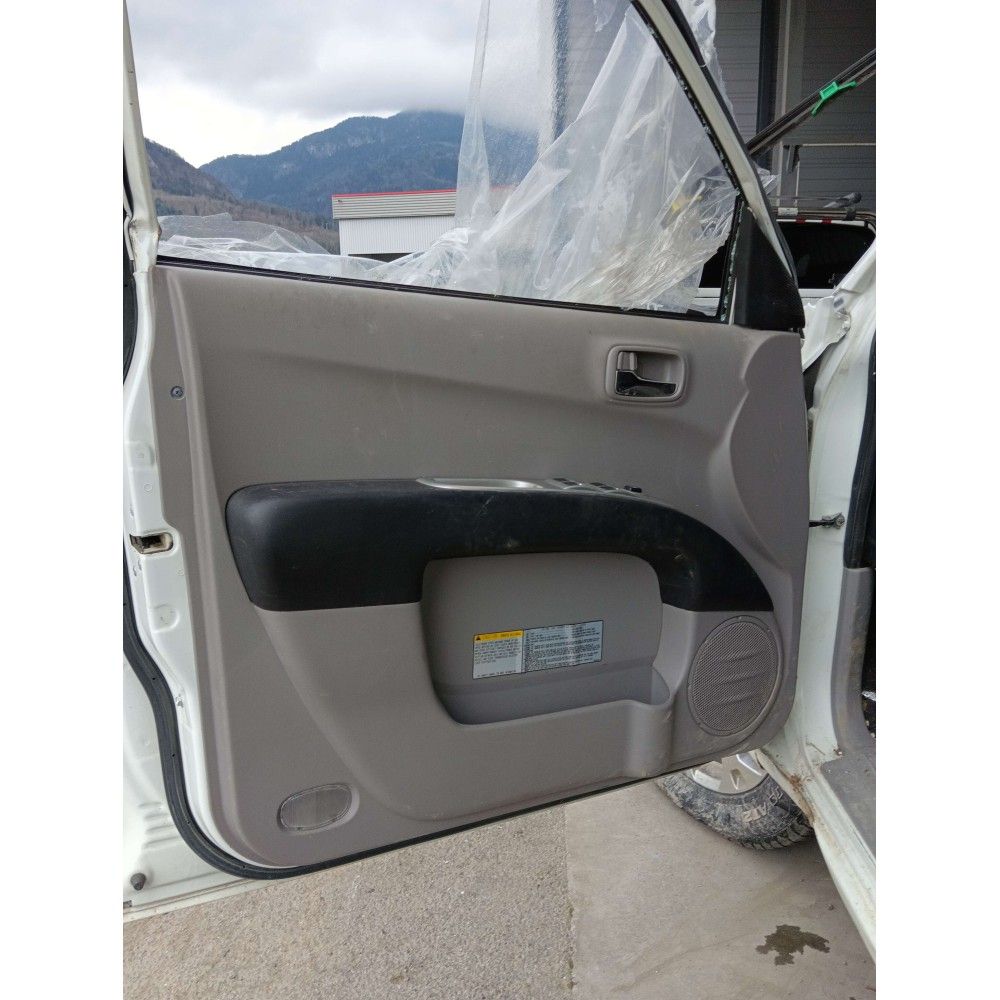 Garniture de porte avant gauche L200 II (KB4T/KA4T) (01/01/2006 - 01/09/2015) 2.5 TD 4WD Pickup double cabine 136cv