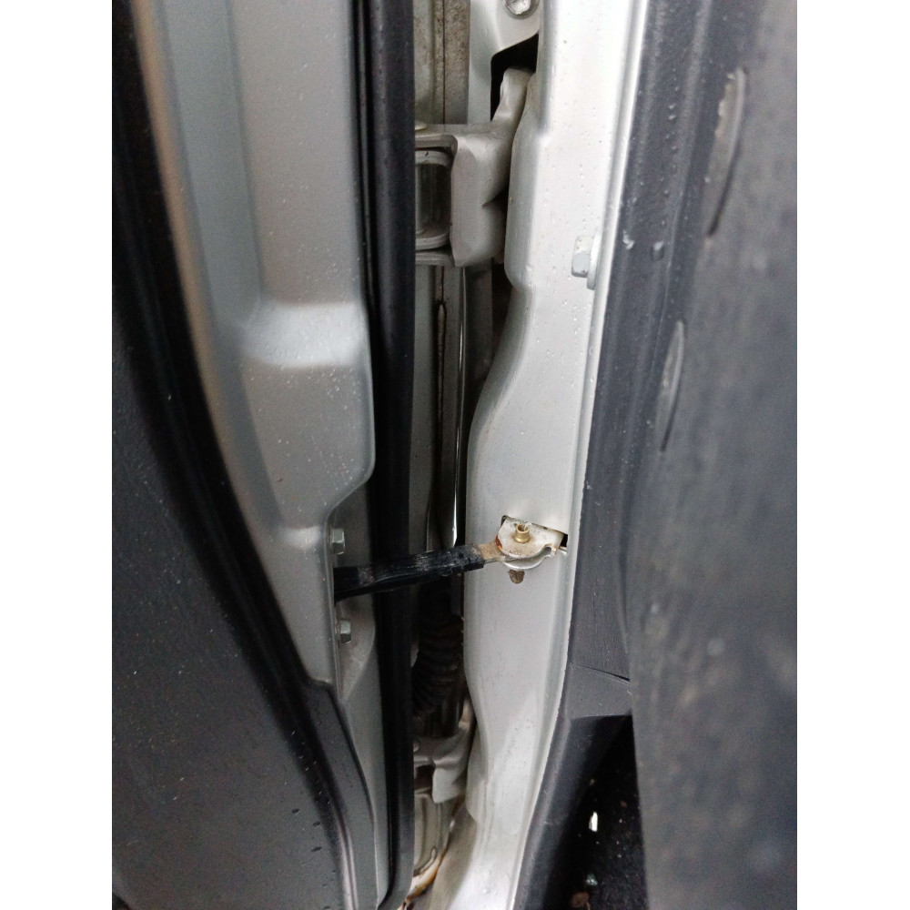 Charnière inférieure de porte avant gauche Jimny (SN4) (01/09/1998 - 01/10/2018) 1.5 DDiS Break 86cv 1.5 ddis