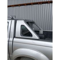 Hardtop D22 King Cab (01/05/1998 - 01/07/2010)  2.5 TDi Pickup double cabine 133cv D22  133 ch