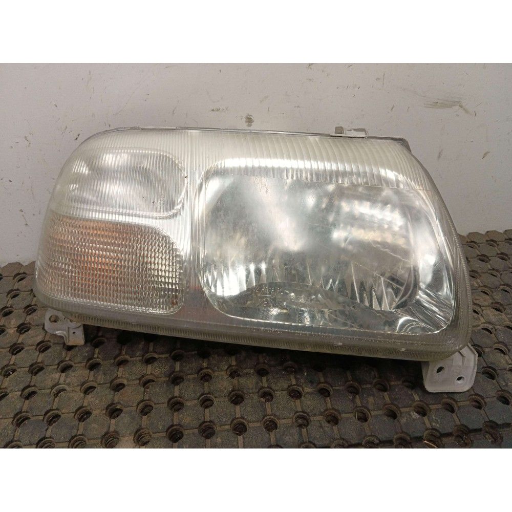 Phare droit Grand Vitara (01/05/1998 - 01/02/2005) 2.0 HDi 16V Break 4WD 109 cv GRAND VITARA