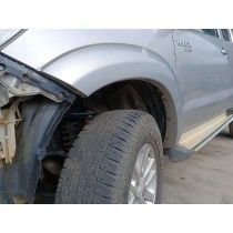 Elargisseur aile avant gauche Hilux (KUN 2.,35) 2.5 D-4D DPF AWD Pickup Xtra Cabine 144 cv