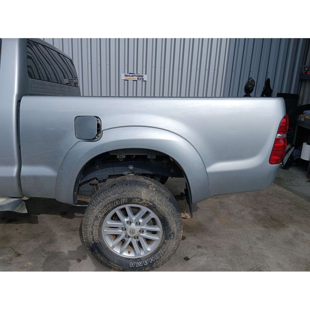 Benne arrière Hilux (KUN 2.,35) 2.5 D-4D DPF AWD Pickup Xtra Cabine 144 cv