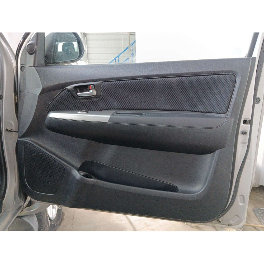 Panneau de porte avant droite Hilux (KUN 2.,35) 2.5 D-4D DPF AWD Pickup Xtra Cabine 144 cv