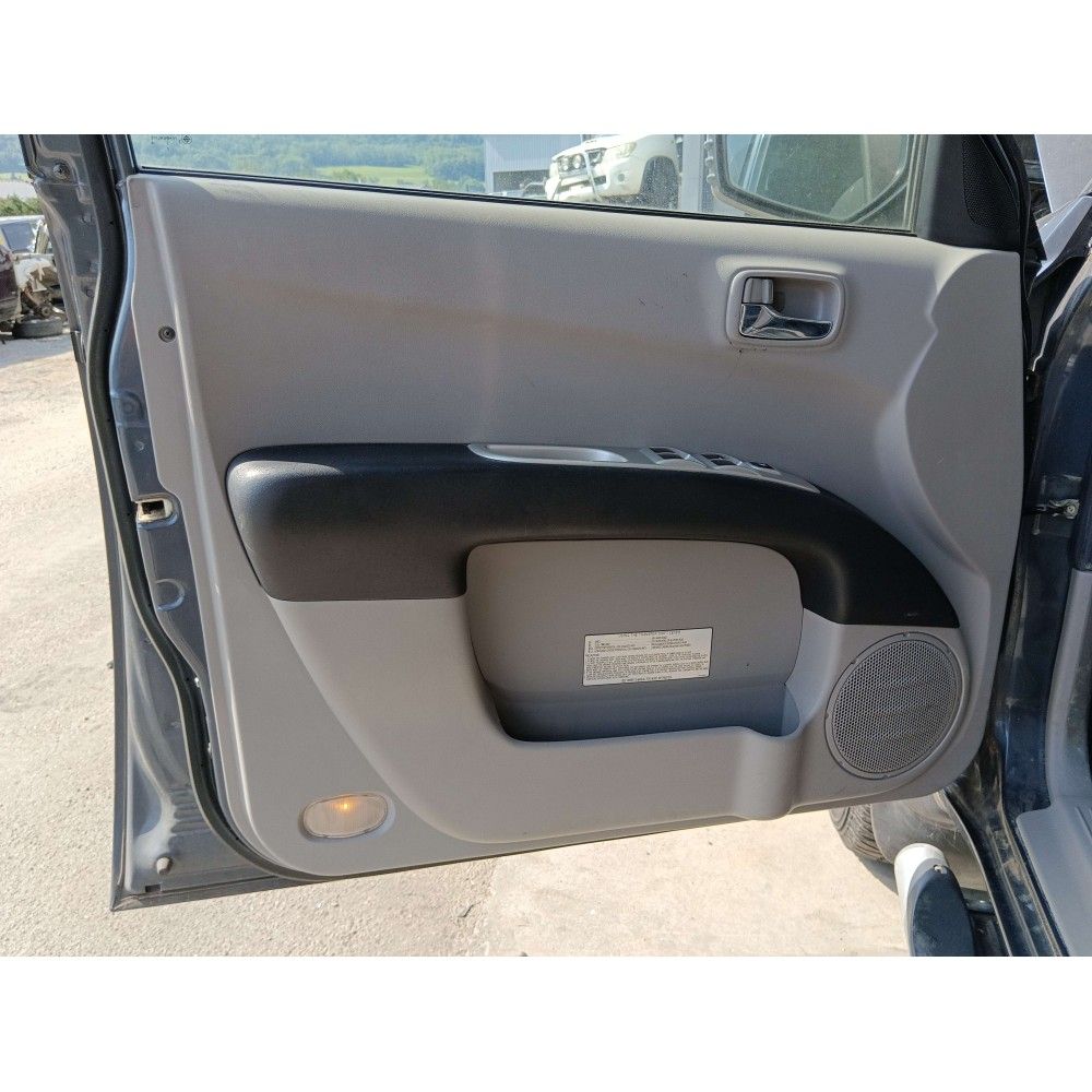 Panneau de porte avant gauche L200 II (KB4T/KA4T) (01/01/2006 - 01/09/2015) 2.5 TD 4WD Pickup 136cv