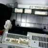 Console-centrale-complète-avec-interrupteurs-divers-radio-K7-cd-tuner-GPS-pommeau-de-vitesse-en-cuir-porte-gobelets-le-tout-imitation-ronce-de-noyer-petites-cassures-a-cote-d-une-des-buses-d-airtmp-img-1602052062157.jpg