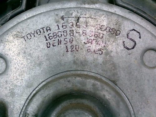 Buse-de-radiateur-moteur-plus-ventilateur-de-refroidissement-Toyota-Rav-4-serie-3-136-cvtmp-img-1613547024489.jpg