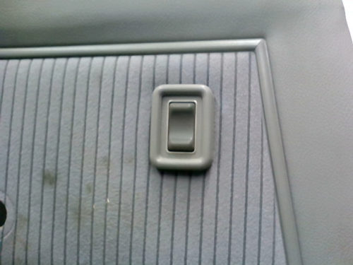 Garniture-intérieur-de-portes-avant-gauche-plus-interrupteur-de-verrouillage-des-portes-Toyota-Land-Cruiser-serie-7tmp-img-1615977949399.jpg