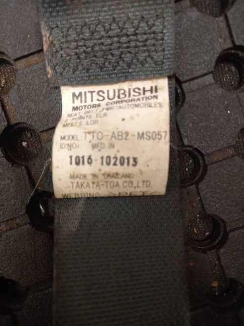 ceinture-de-sécurité-avant-droit-pour-Mitsubishi-l200-KB4163532744615020211026_113719.jpg